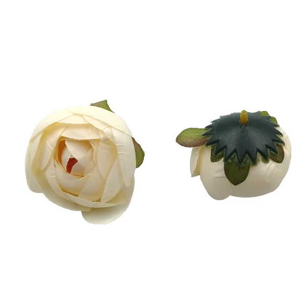 Boglárka fejvirág 4.5 cm, vanília